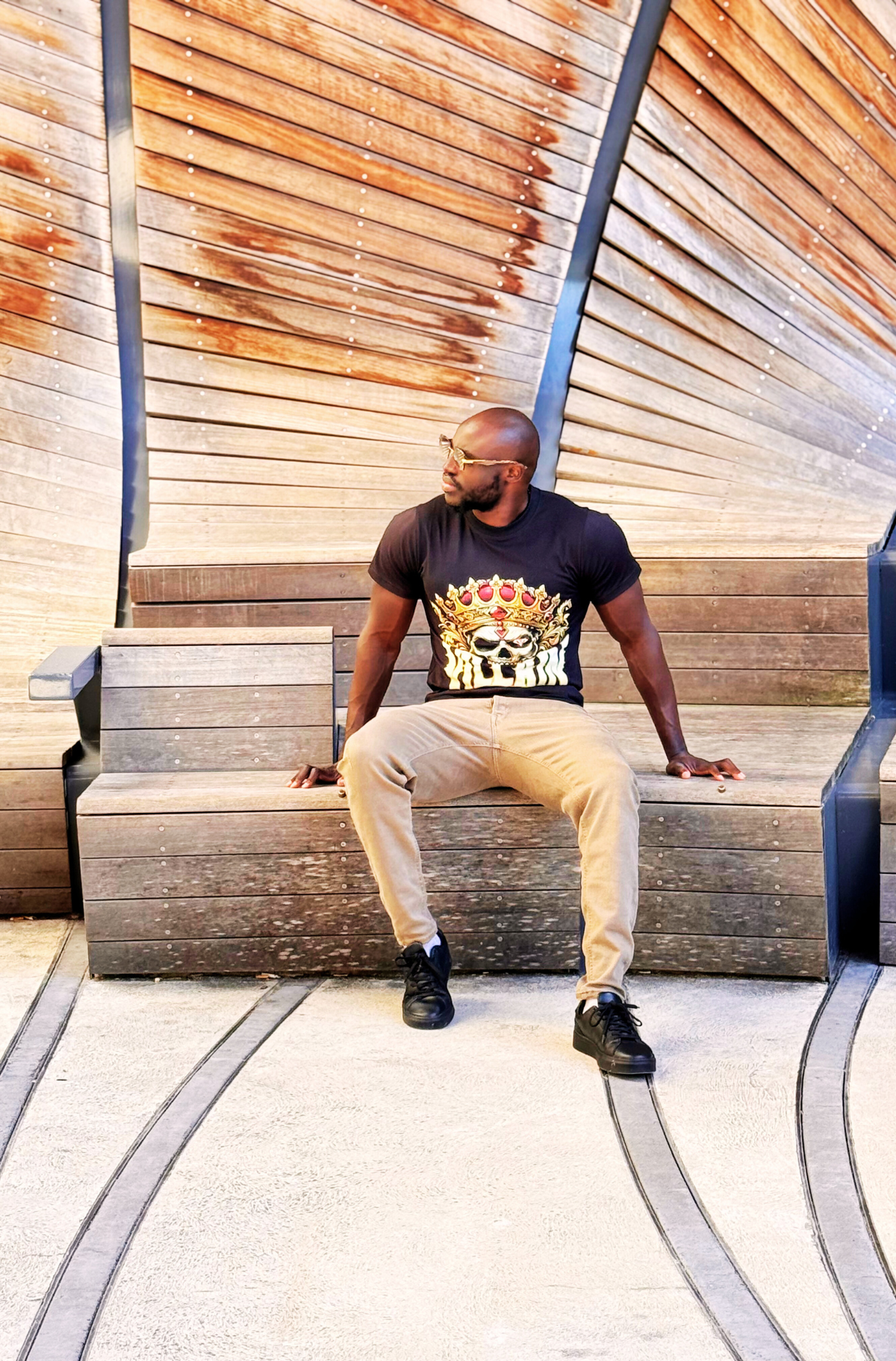 Skull Crown Tee: Bold Style for Rule-Breakers |  Kings Tee